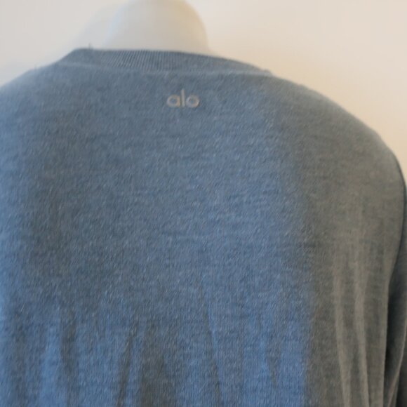 Womens Alo Yoga Blue High Low Pullover Sweatshirt Top S - Picture 6 of 13